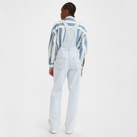 Levi’s Silvertab Bib Baggy Straight Leg Light Blue Wash Overalls - Picture 10 of 13